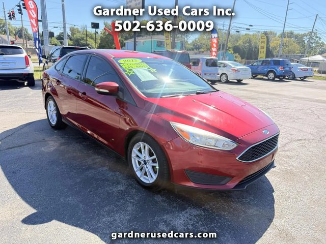 2017 Ford Focus SE FWD photo