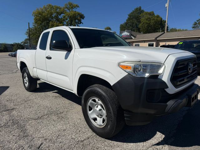 2017 Toyota Tacoma SR RWD photo