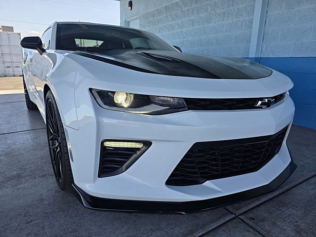 2018 Chevrolet Camaro 1SS RWD photo
