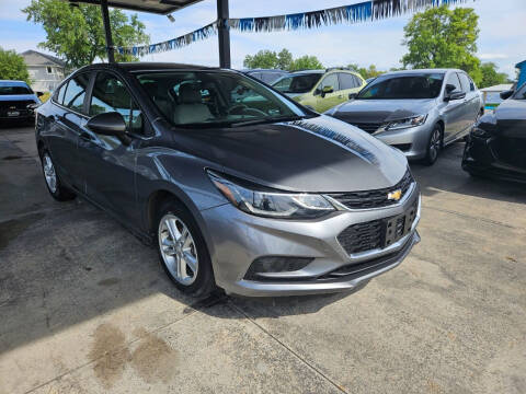 2018 Chevrolet Cruze LT FWD photo