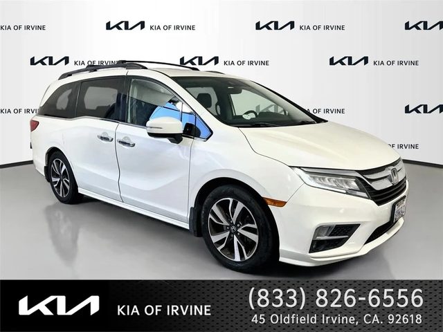 2018 Honda Odyssey Elite FWD photo