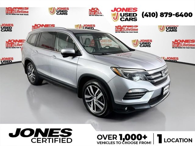 2017 Honda Pilot Touring AWD photo