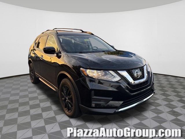 2017 Nissan Rogue SV AWD photo