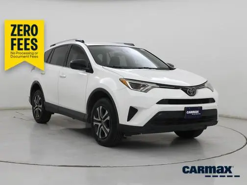 2018 Toyota RAV4 LE FWD photo