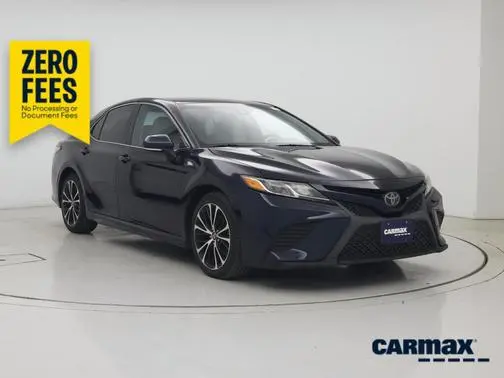 2018 Toyota Camry SE FWD photo