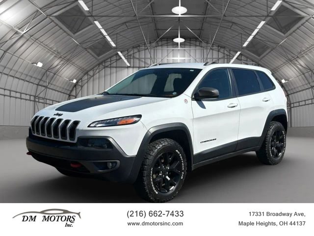 2015 Jeep Cherokee Trailhawk 4WD photo