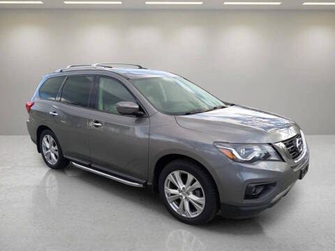 2018 Nissan Pathfinder SL 4WD photo