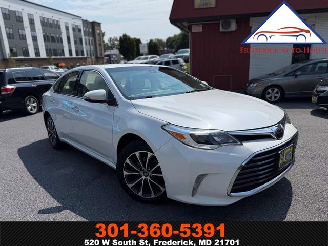 2018 Toyota Avalon XLE FWD photo