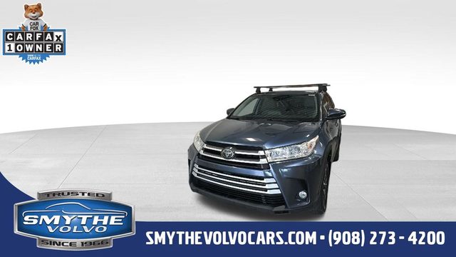 2018 Toyota Highlander LE Plus AWD photo