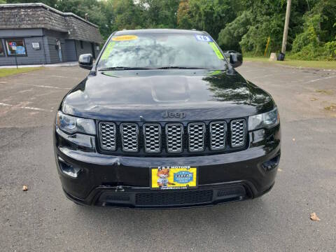 2018 Jeep Grand Cherokee Altitude 4WD photo