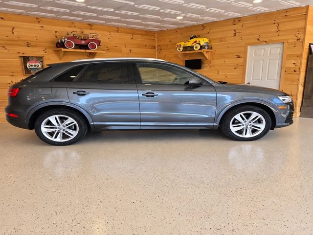 2018 Audi Q3 Premium AWD photo