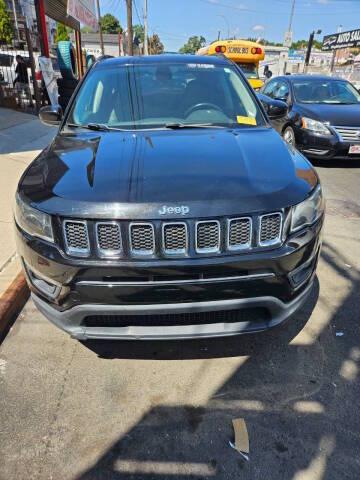 2018 Jeep Compass Latitude FWD photo
