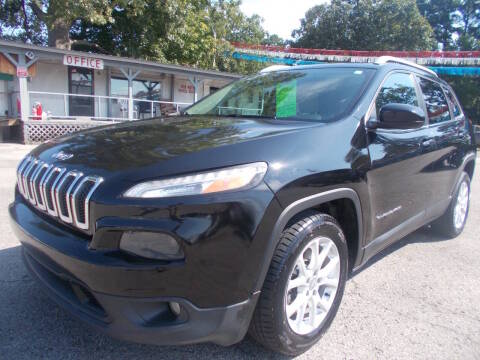 2018 Jeep Cherokee Latitude FWD photo