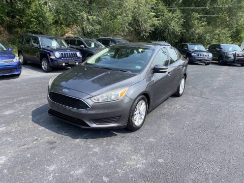 2017 Ford Focus SE FWD photo