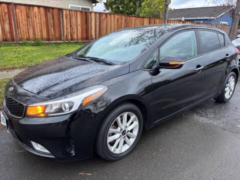 2017 Kia Forte LX FWD photo