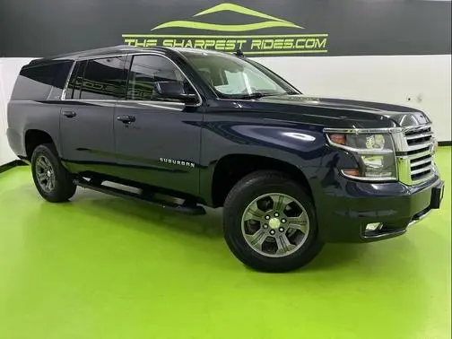 2018 Chevrolet Suburban LT 4WD photo