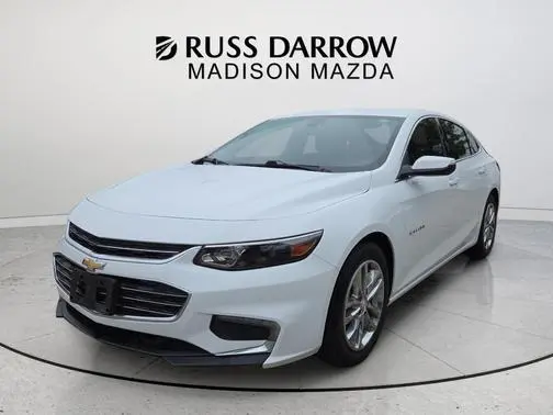 2017 Chevrolet Malibu LT FWD photo