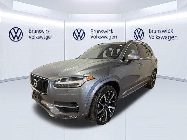 2018 Volvo XC90 Momentum AWD photo