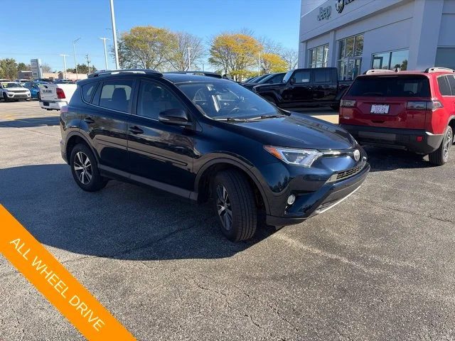 2018 Toyota RAV4 XLE AWD photo