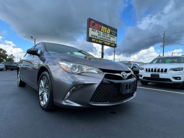 2016 Toyota Camry SE FWD photo