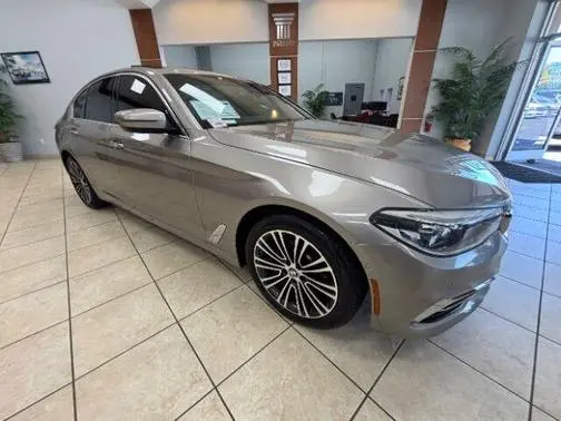 2018 BMW 5 Series 530i xDrive AWD photo
