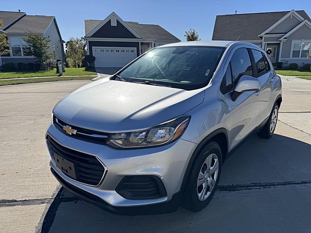 2018 Chevrolet Trax LS FWD photo