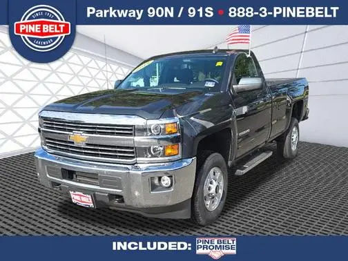 2018 Chevrolet Silverado 2500HD LT RWD photo