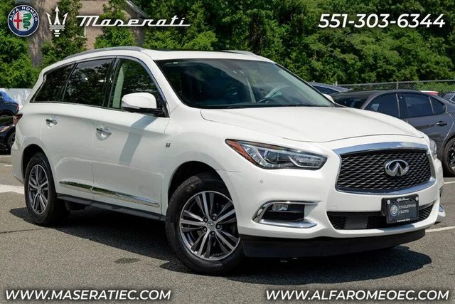 2018 Infiniti QX60  AWD photo