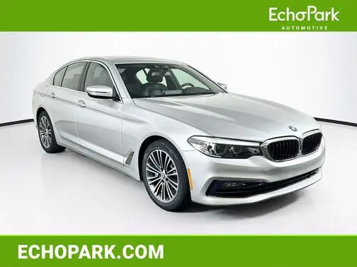 2018 BMW 5 Series 530i RWD photo
