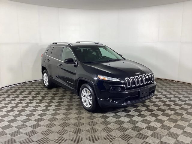2017 Jeep Cherokee Latitude 4WD photo