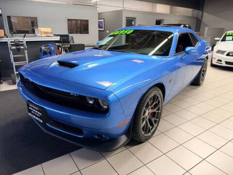 2016 Dodge Challenger SRT 392 RWD photo