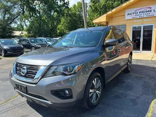2018 Nissan Pathfinder SV 4WD photo