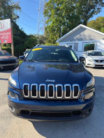 2018 Jeep Cherokee Latitude Plus FWD photo