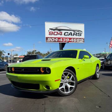 2015 Dodge Challenger R/T Plus RWD photo