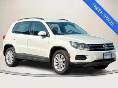 2017 Volkswagen Tiguan AWD photo