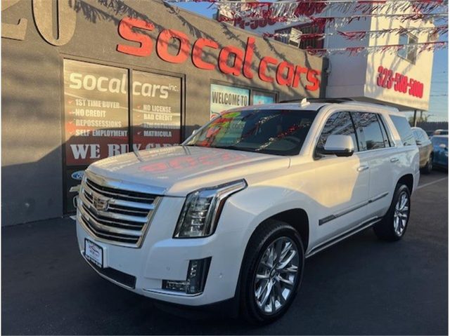 2018 Cadillac Escalade Platinum 4WD photo