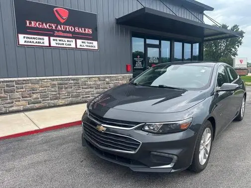 2017 Chevrolet Malibu LT FWD photo