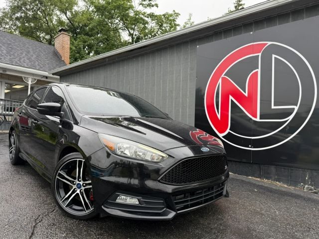 2017 Ford Focus ST FWD photo