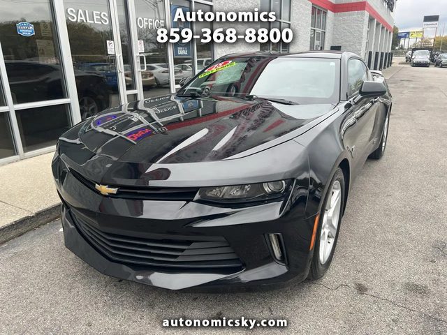2018 Chevrolet Camaro 1LT RWD photo