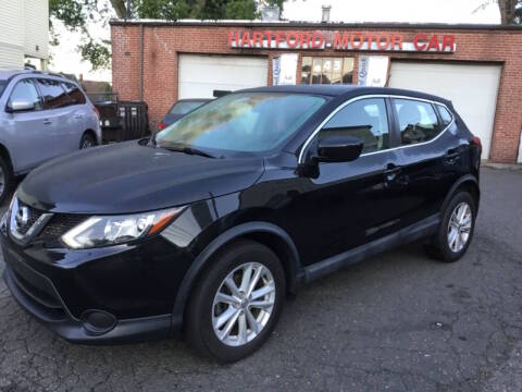 2017 Nissan Rogue Sport S AWD photo