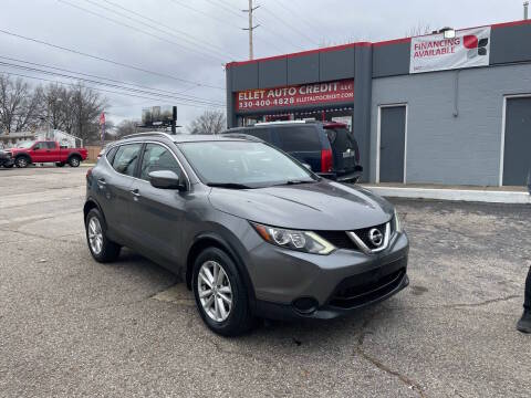 2017 Nissan Rogue Sport SV FWD photo