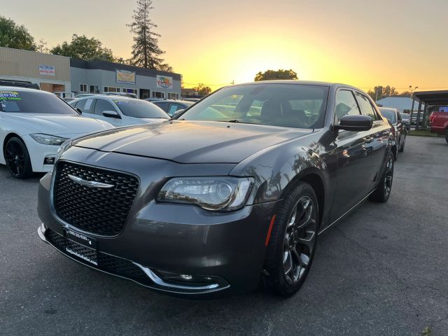2016 Chrysler 300 300S RWD photo