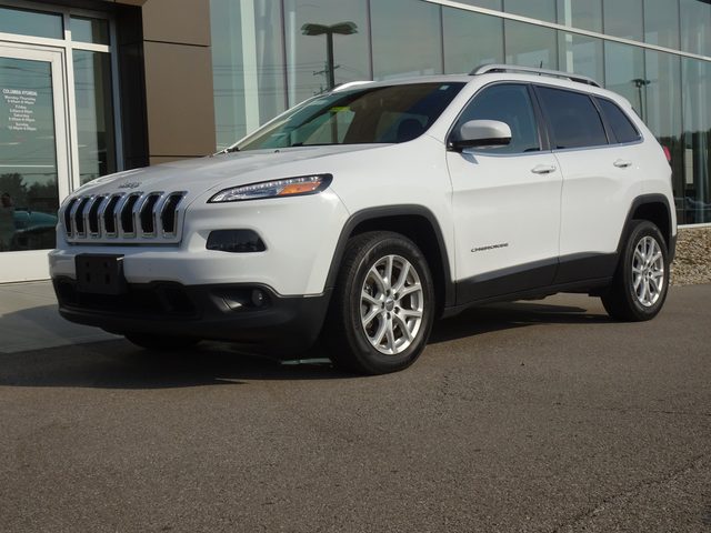 2018 Jeep Cherokee Latitude Plus FWD photo