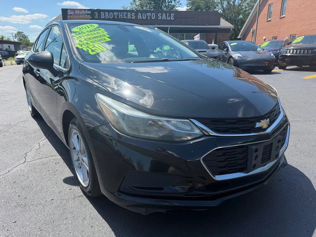 2018 Chevrolet Cruze LT FWD photo