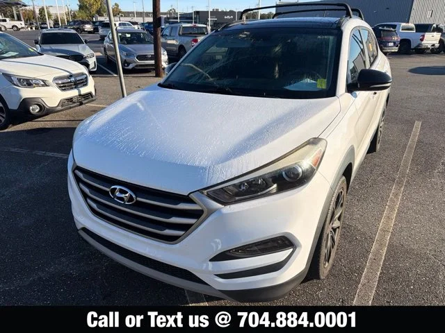 2017 Hyundai Tucson Night FWD photo
