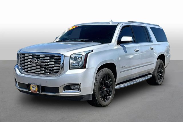 2018 GMC Yukon XL Denali RWD photo