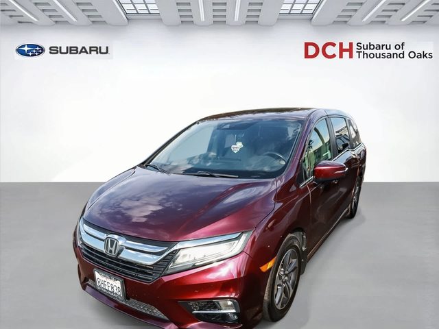 2018 Honda Odyssey Touring FWD photo