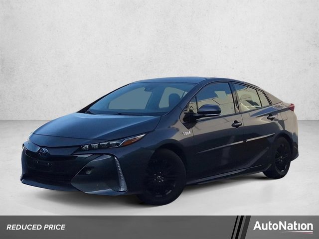 2017 Toyota Prius Prime Premium FWD photo