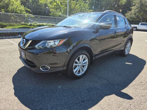 2017 Nissan Rogue Sport SV AWD photo