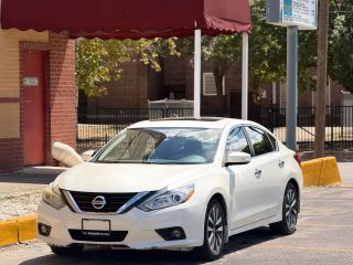 2017 Nissan Altima 2.5 SL FWD photo